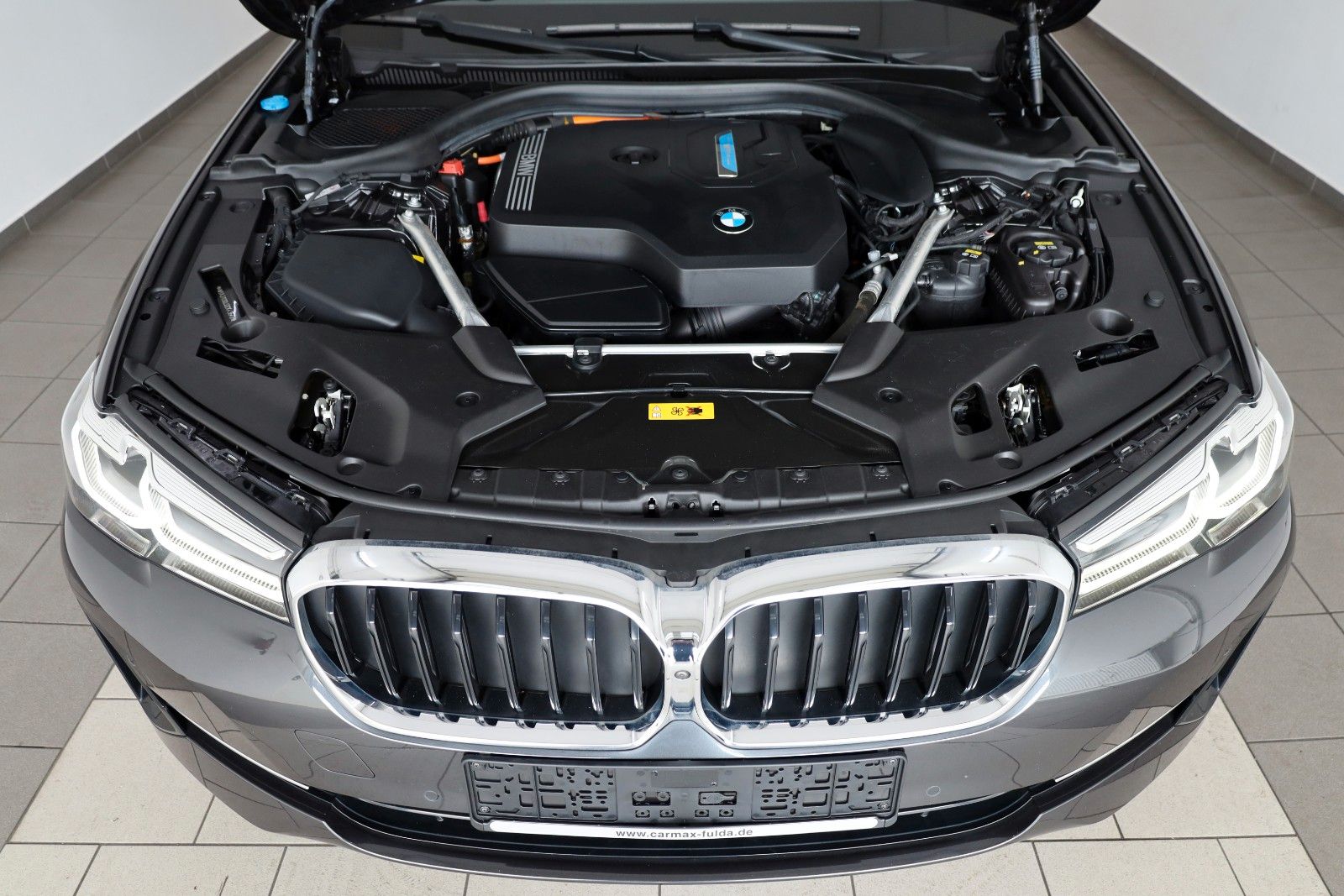 Fahrzeugabbildung BMW 530e xDrive Touring Leder,Navi,LED,HUD,Panorama