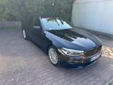 BMW 530i xDrive Touring / AHK / Head UP / M Sport  - BMW 530