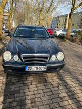 Mercedes-Benz E 220 CDI T AVANTGARDE Avantgarde - gebrauchte Mercedes-Benz E 220 aus dem Jahr 2002