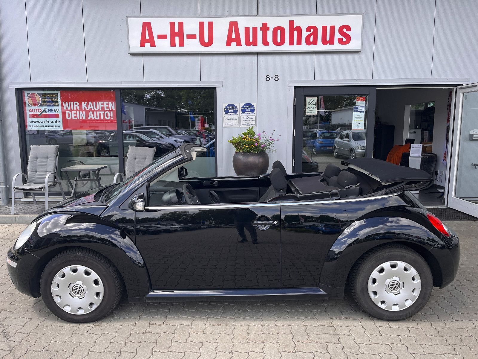 Fahrzeugabbildung Volkswagen New Beetle Cabriolet 1.4
