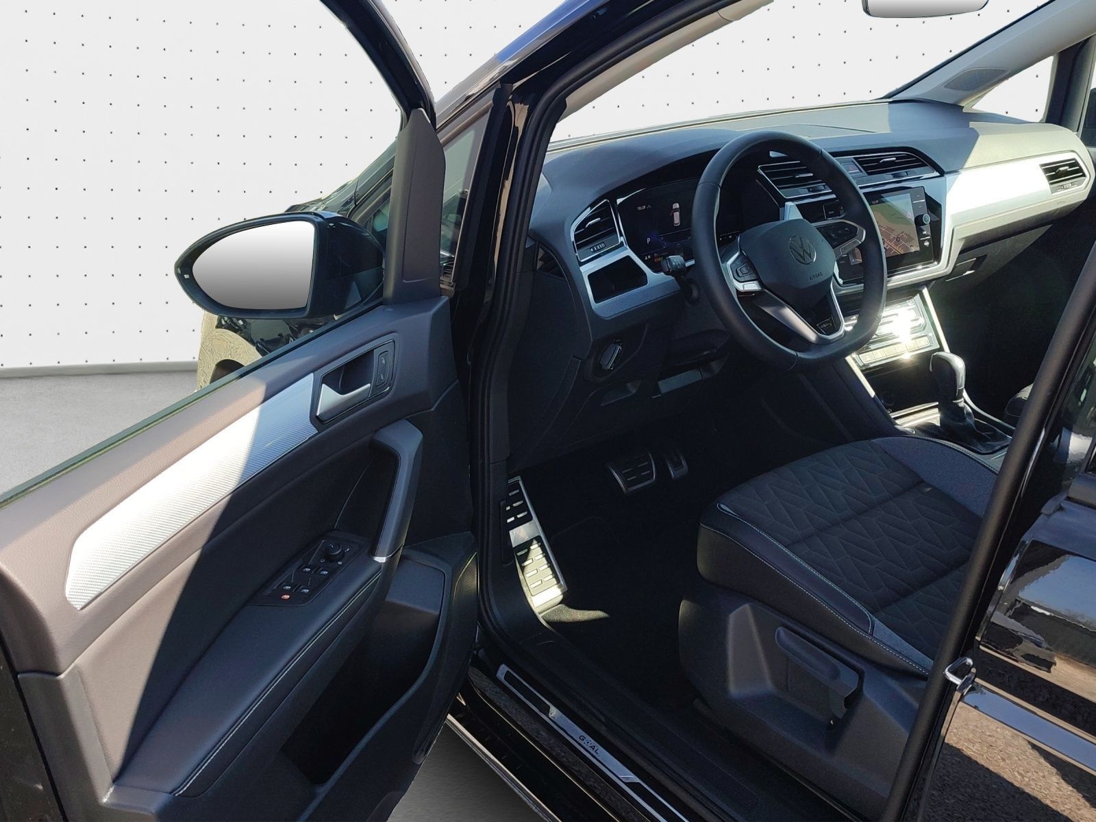 Volkswagen Touran - Bild 16