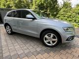Audi Q5 2.0 TDI S tronic quattro -
