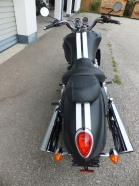 Triumph RocketIII,3, Roadster