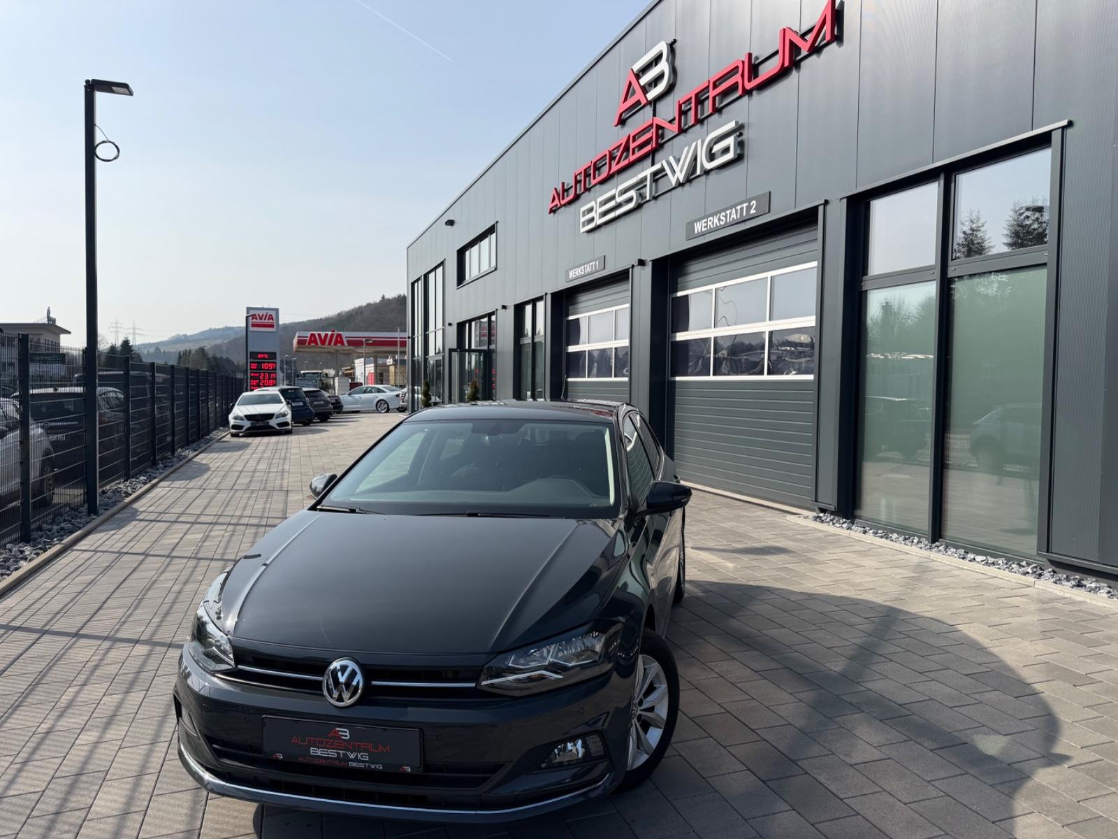 Volkswagen Polo VI Highline*VIRTUAL*SHZG*KAMERA*PDC*TOP