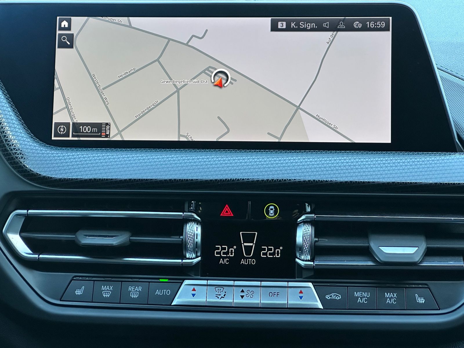 Fahrzeugabbildung BMW 118 i M-Sport NAV+LED+KAMERA+H&K+DA
