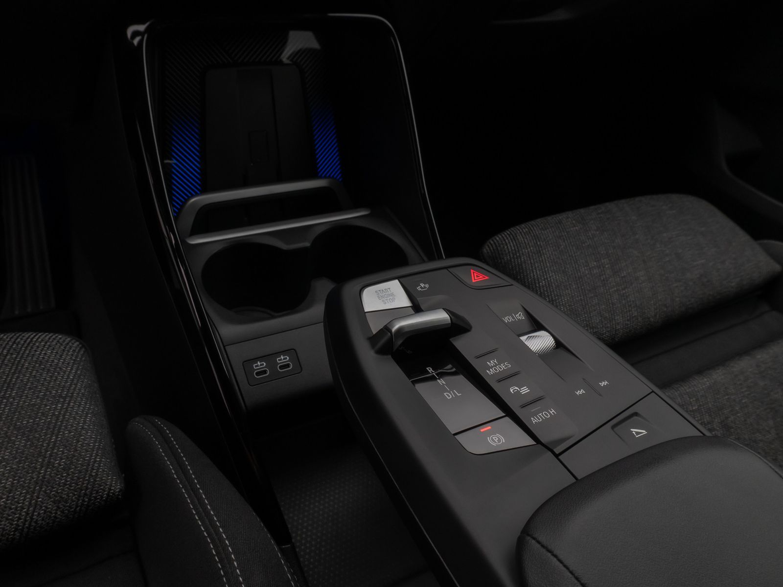 Fahrzeugabbildung BMW X1 sD20i Kamera DAB Sport Komfort AHK 18Zoll