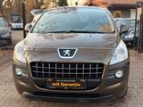 Peugeot 3008 Active VTi Automatik,Panorama,Service Neu - Peugeot 3008: Van