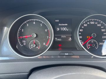 Volkswagen Golf - 10