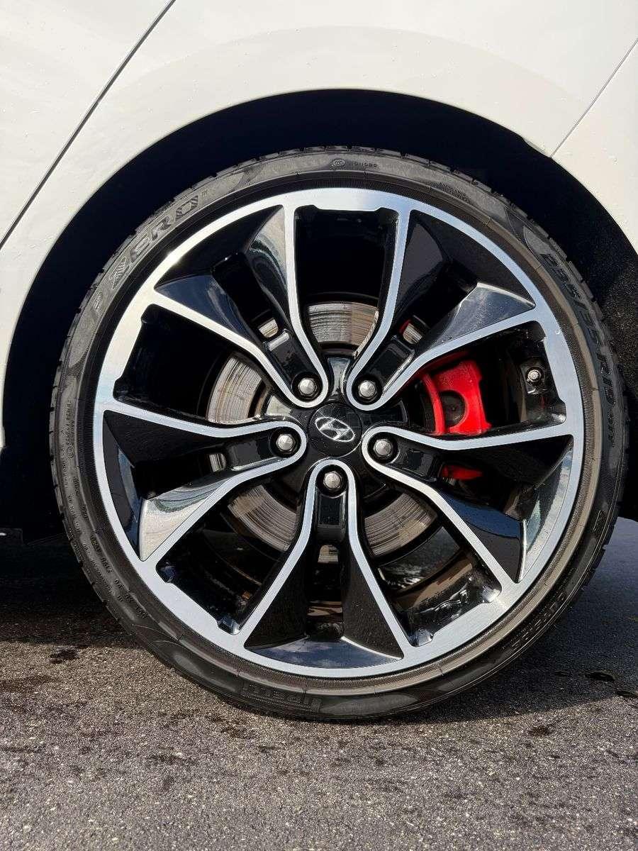 HYUNDAI I30 - N PERFORMANCE - 275 CV - BVM