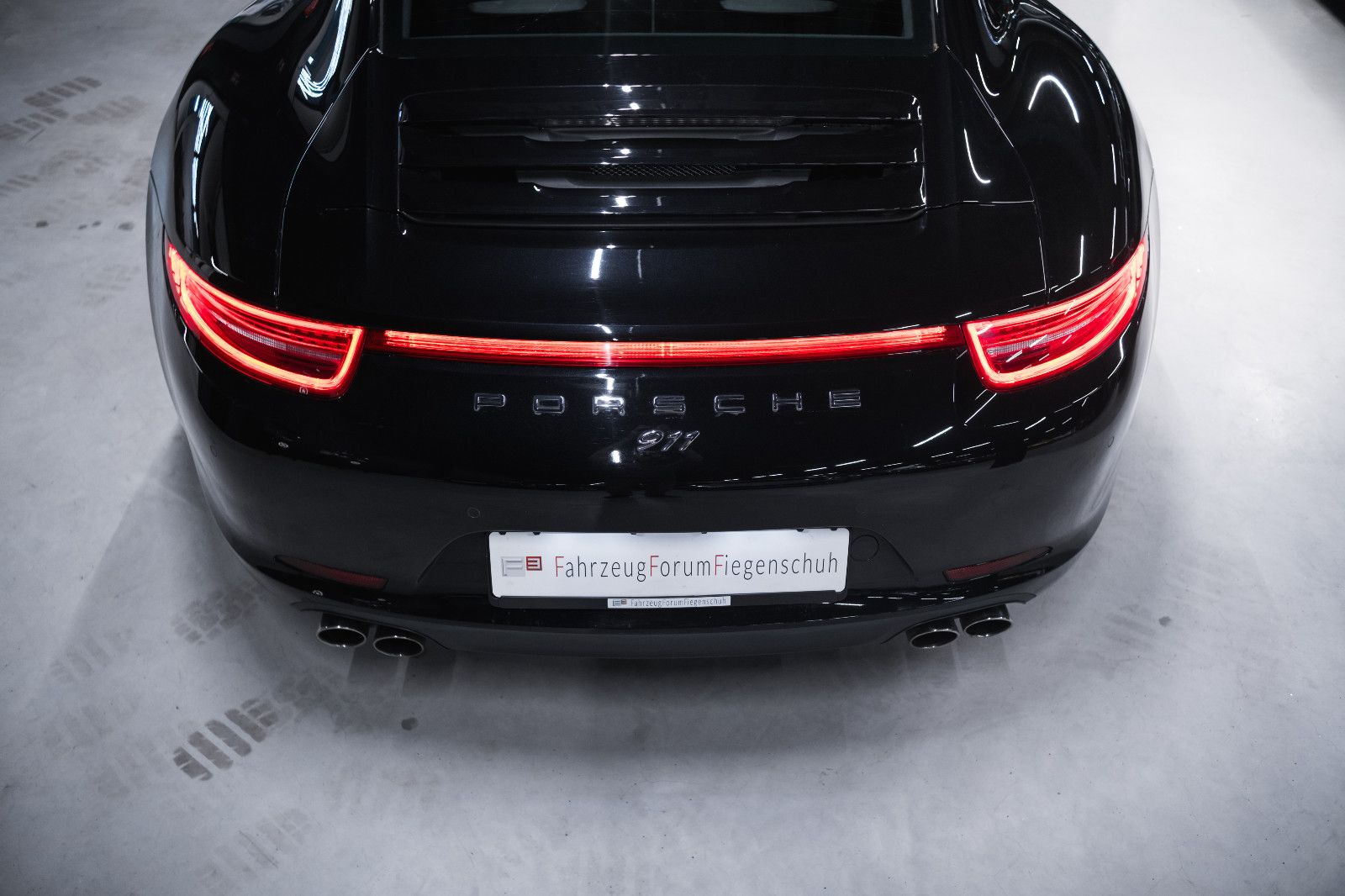 Fahrzeugabbildung Porsche 991/911 Carrera 4 -Approved-BOSE-PASM-Sportabgas