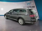 Volkswagen Passat Var. 2.0TDI DSG Elegance AHK MATRIX ACC - Volkswagen Passat aus 2022