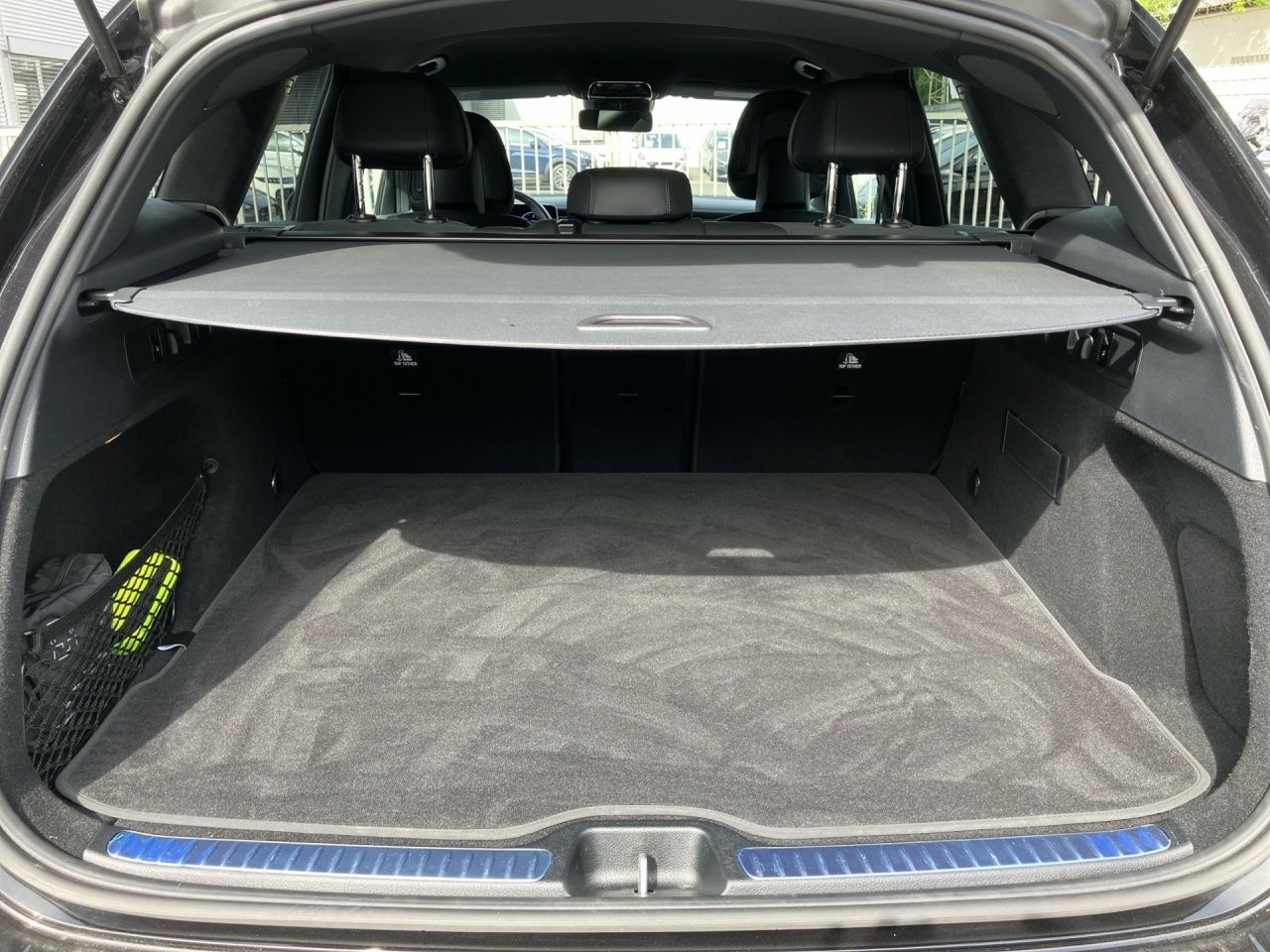 Fahrzeugabbildung Mercedes-Benz GLC 220 d 4M AMG AHK Distronic Memory 360° 19''