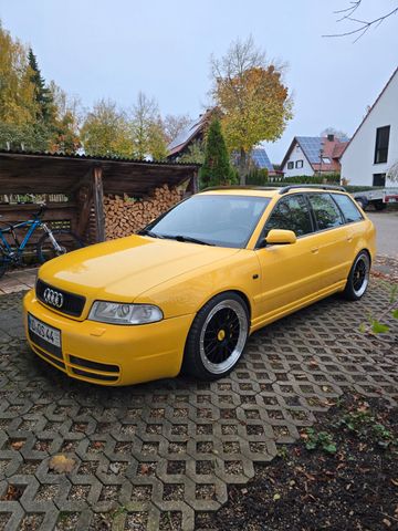 Audi S4 2.7 quattro Avant -