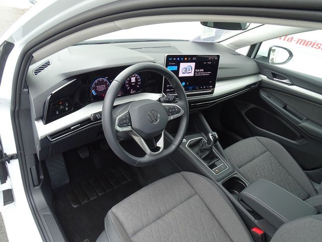 Golf Variant 1.5 TSI Life / Standheizung
