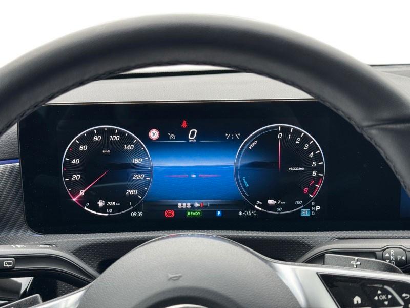 Mercedes-Benz A 250 e
