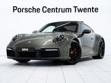 Porsche 992 Carrera 4 S - Porsche 992: Grün