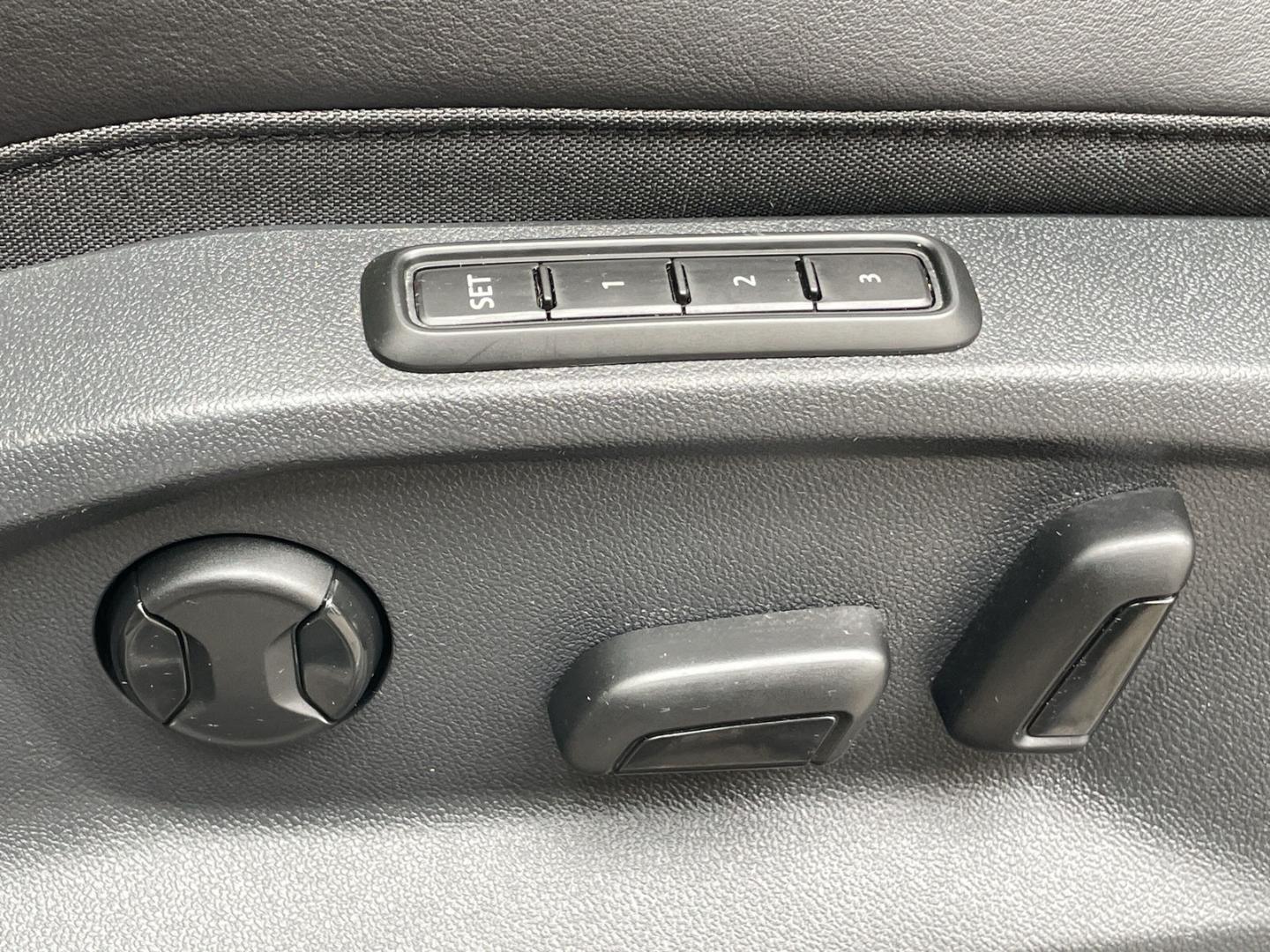 Volkswagen T-Roc 2.0TSI DSG R-Line 4Motion Matrix/LEDER/DCC, миниатюра 9