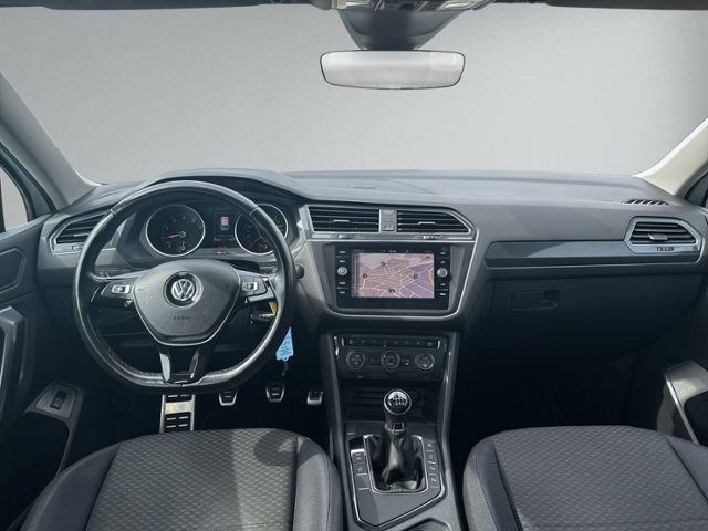 Tiguan Allspace 1.5 TSI UNITED PANO+NAVI+RFK+SHZ
