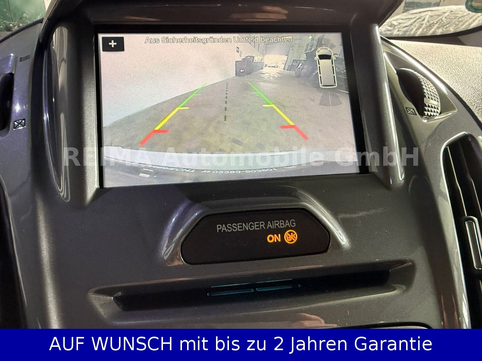 Fahrzeugabbildung Ford Tourneo Connect L2 1,5 D Automatik, Pano, Navi