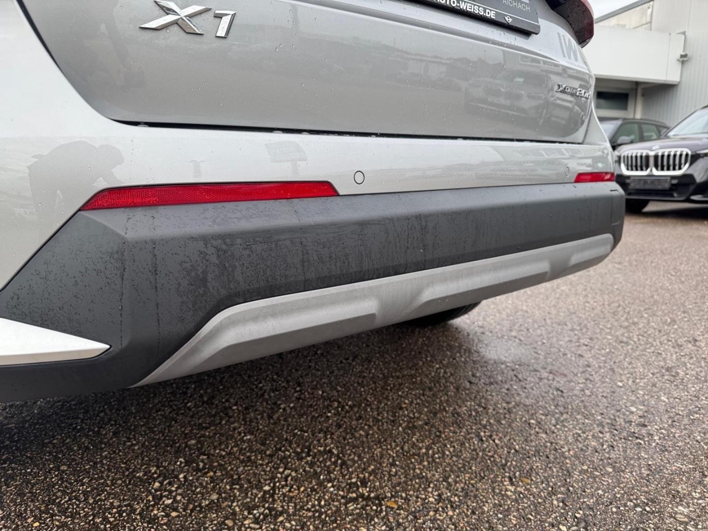 BMW X1 20dxA +NAVI+SPORTSITZ+LED+SHZ+LHZ+CAM+FLA+, миниатюра 11