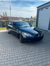 BMW 520i E60 - BMW 520: E60