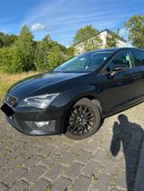Seat 2.0 TDI FR AHK Standheizung Navi LED - Seat Leon mit Diesel-Antrieb: Standheizung, Limousine