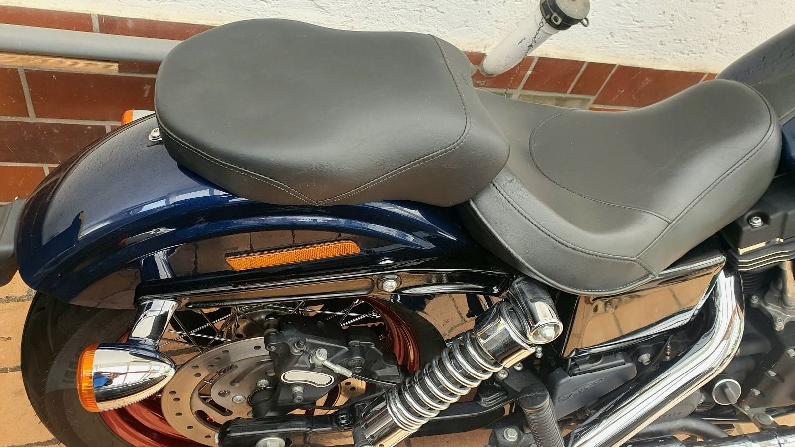 Fahrzeugabbildung Harley-Davidson Dyna Street Bob Special FXDBA