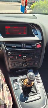 Audi A4 1.8 TFSI 88kw Attraction Attraction - Audi A4 mit Benzin-Antrieb: Limousine, Klimaanlage, 1.8