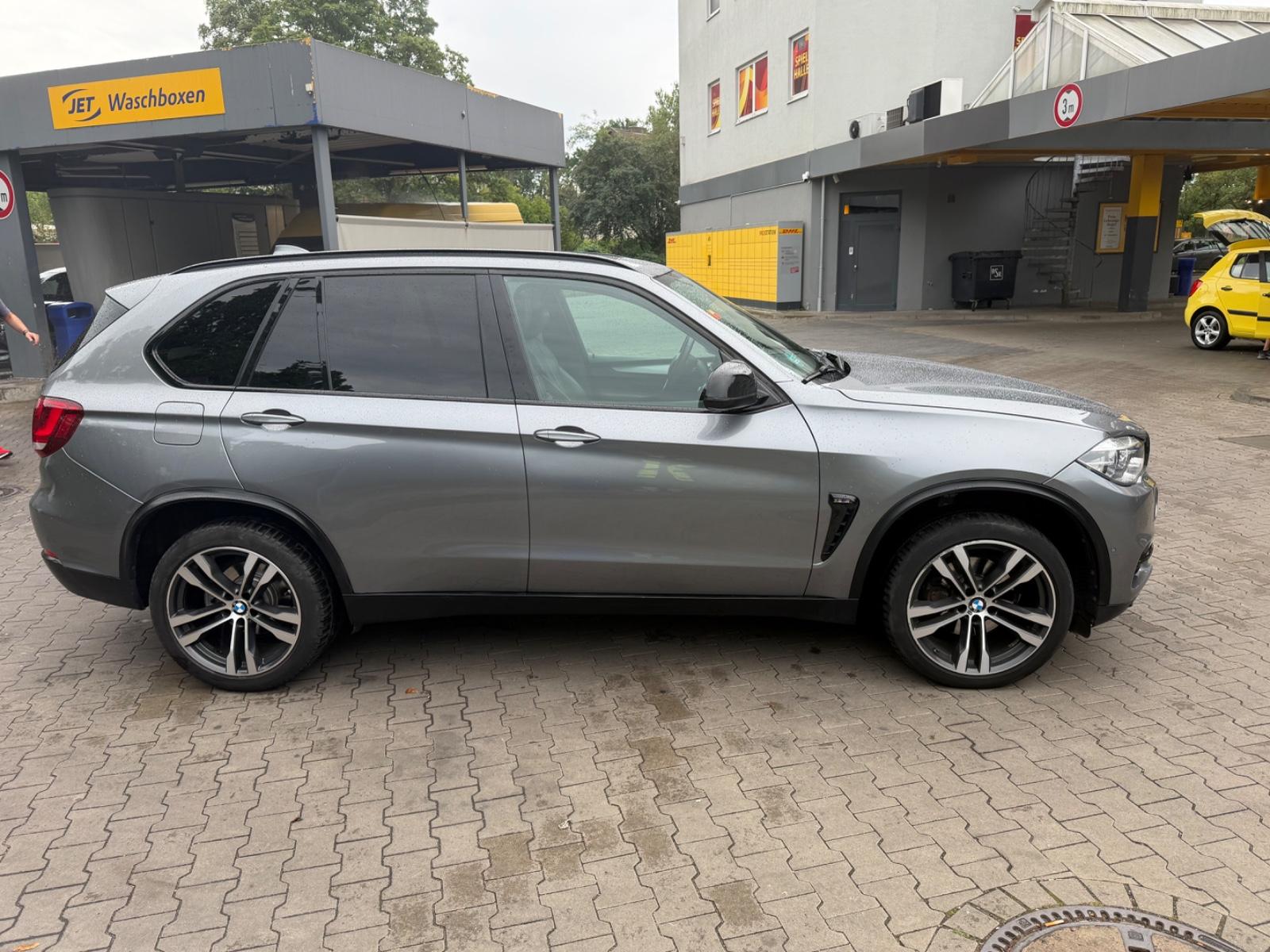 BMW X5 xDrive30d -