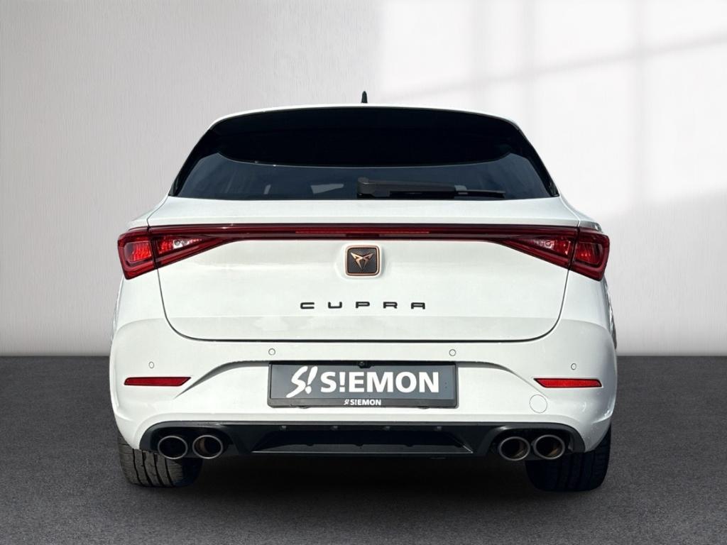 Cupra Leon VZ DCC 4DRIVE ACC LED RKam ParkLenk Nav SHZ