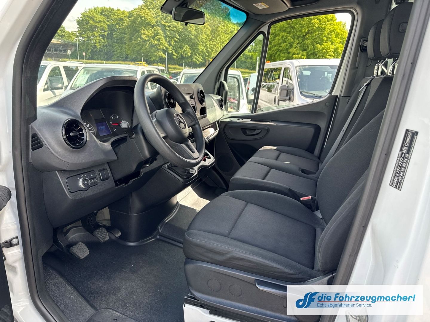 Fahrzeugabbildung Mercedes-Benz Sprinter III Tourer 311 CDI L2 VI Totwinkelassis