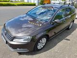 Volkswagen Passat Variant 1.6 TDI Comfortline | Scheckheft - VW Passat Variant in Köln