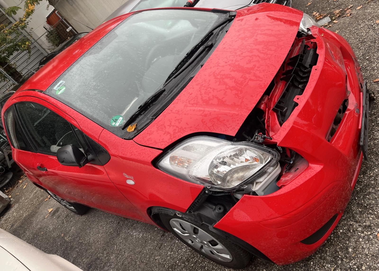 Toyota Yaris Cool / orig. 49735 KM !!