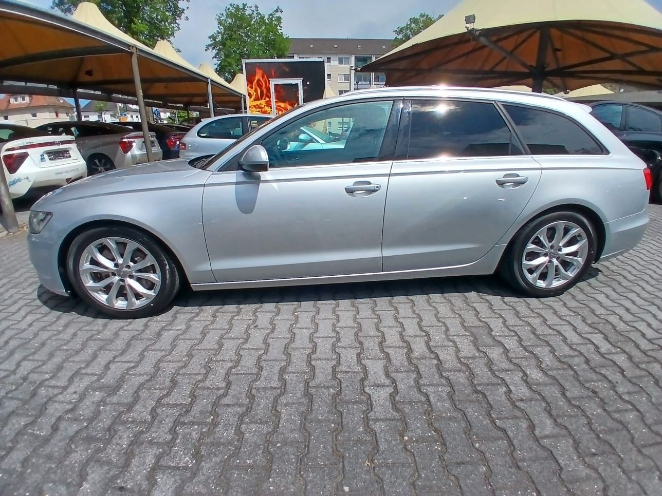 Audi A6 - 1
