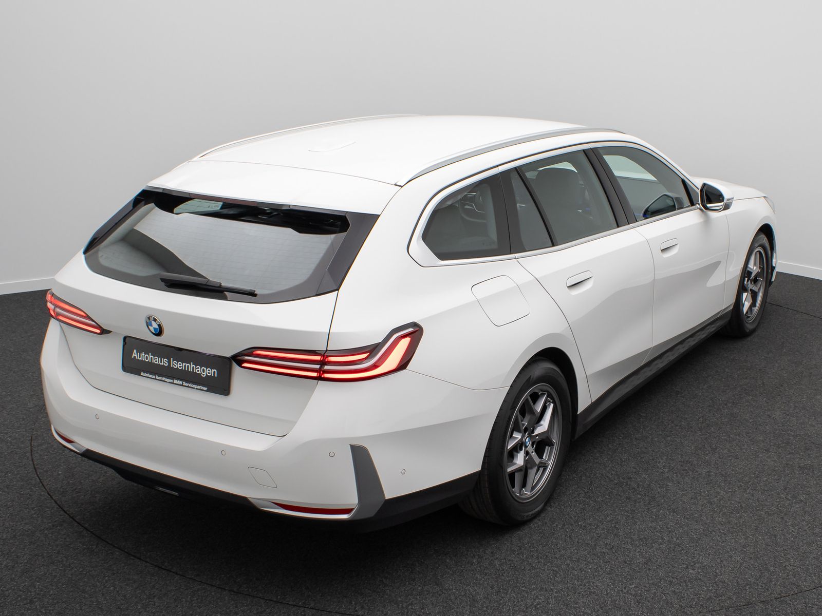 Fahrzeugabbildung BMW 520d Alarm DAB Kamera Leder Sport DigiKey 18Zoll