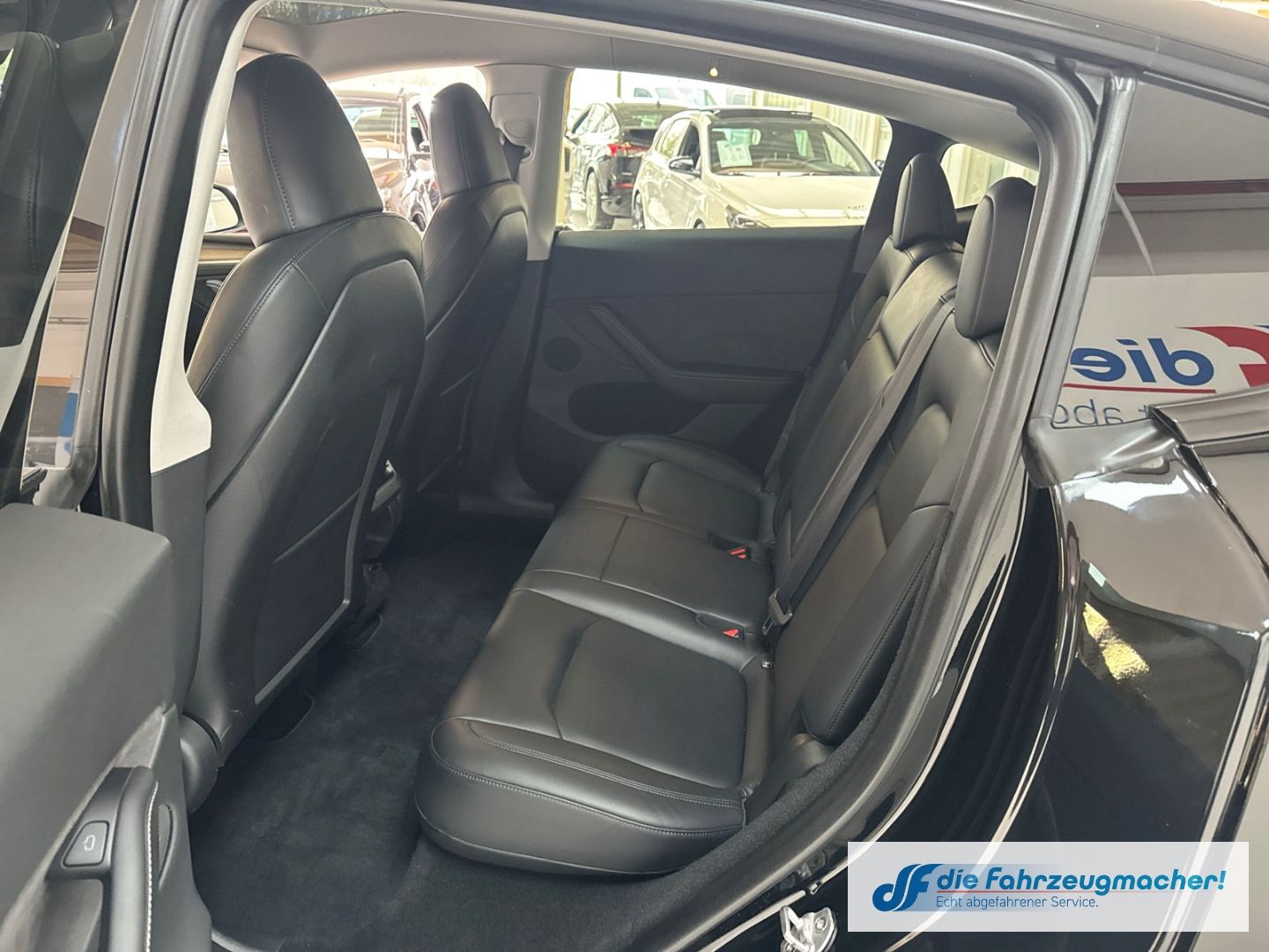 Fahrzeugabbildung Tesla Model Y RWD Panorama Navi Soundsystem LED ACC WL