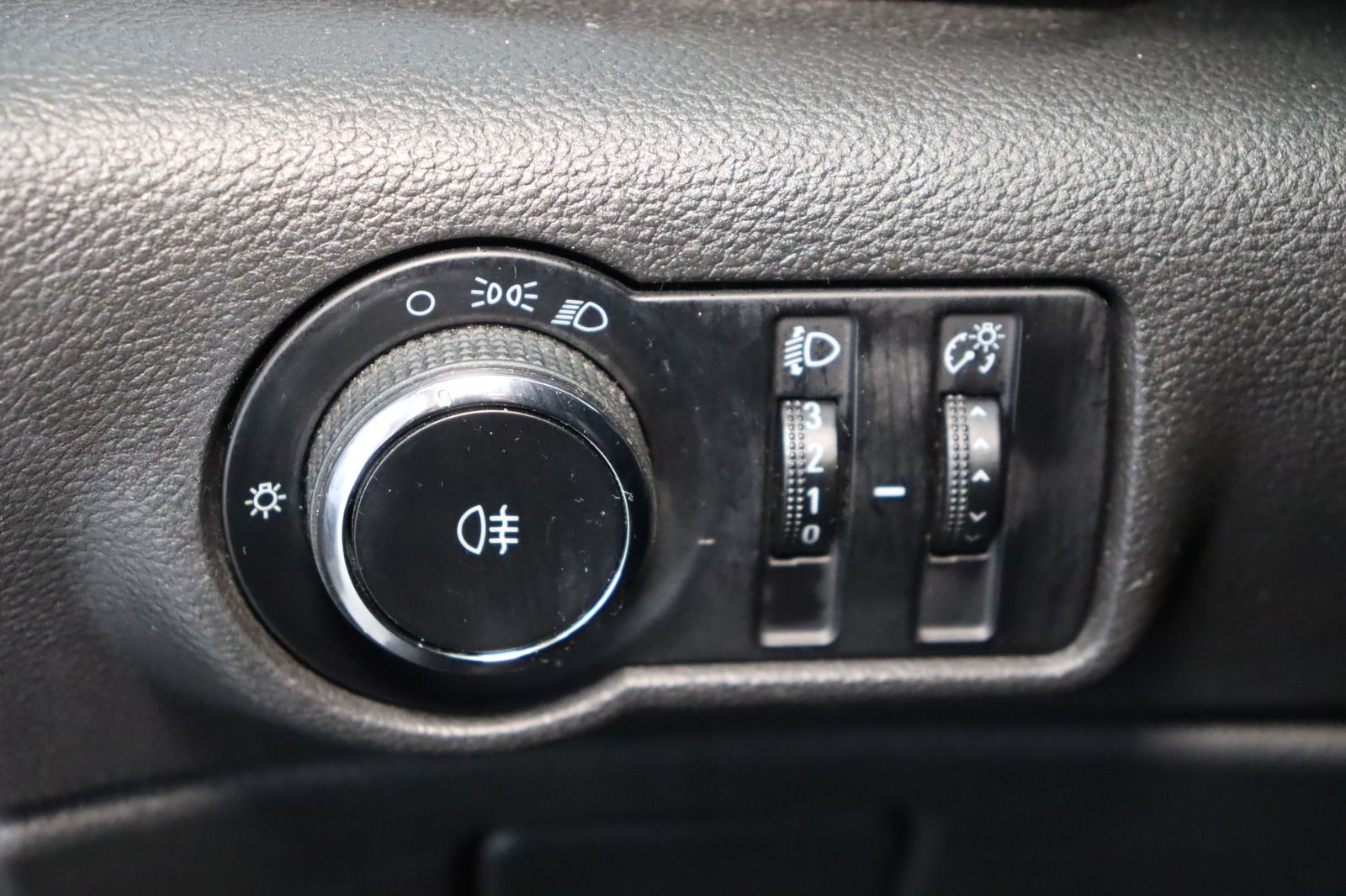 Fahrzeugabbildung Opel Astra Sports Tourer 1.4 ecoFLEX FUN