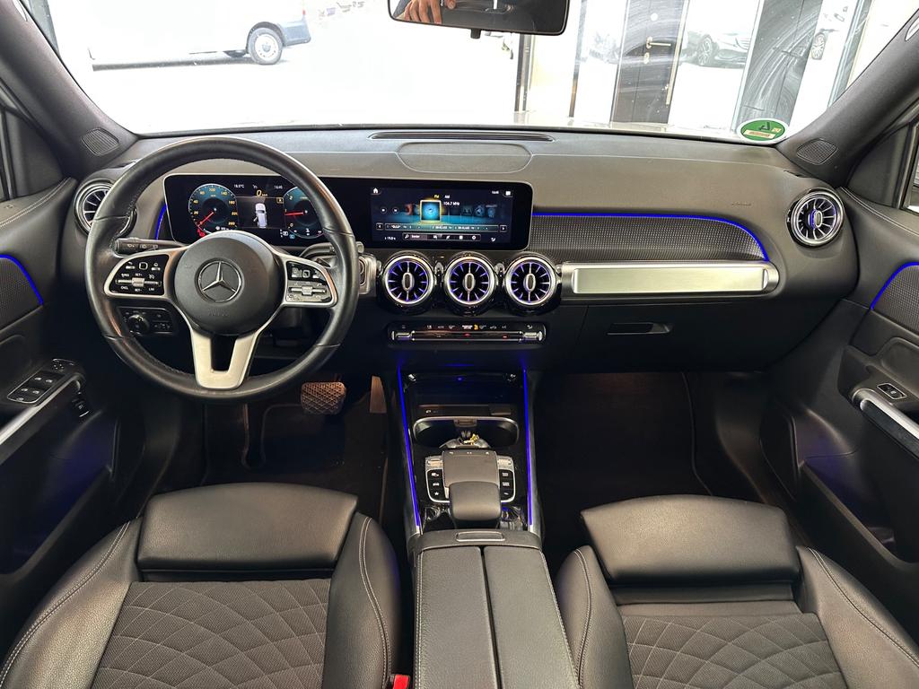 Mercedes-Benz GLB 200