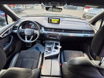Audi Q7 - 11