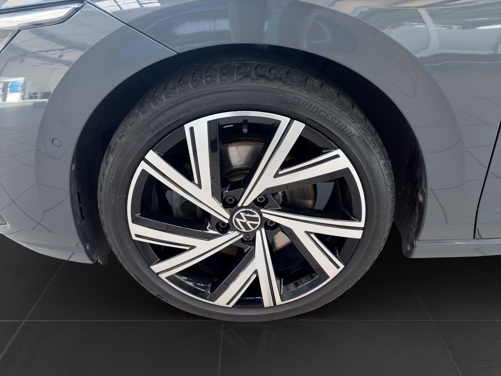 Volkswagen Golf - Bild 7