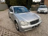 Mercedes-Benz C 200 KOMPRESSOR AVANTGARDE /Klima/Leder - Mercedes-Benz C 200 aus 2001