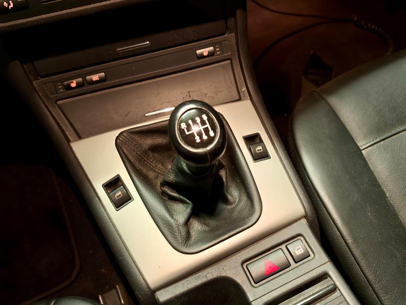 BMW 320 2005 — photo 10