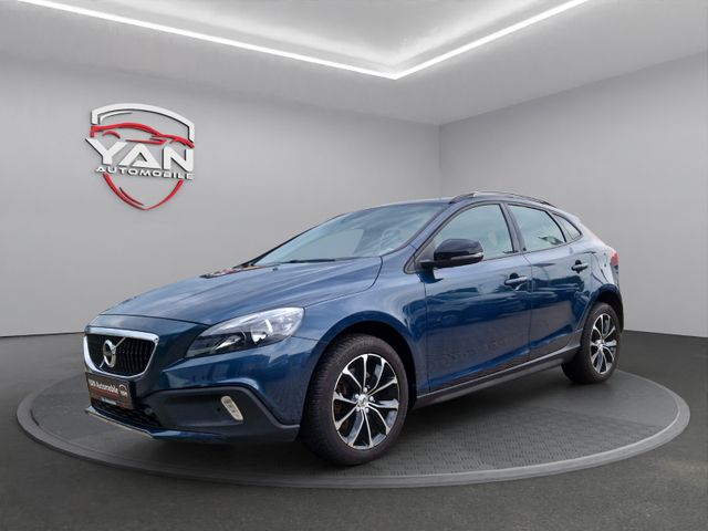 VOLVO V40 CC