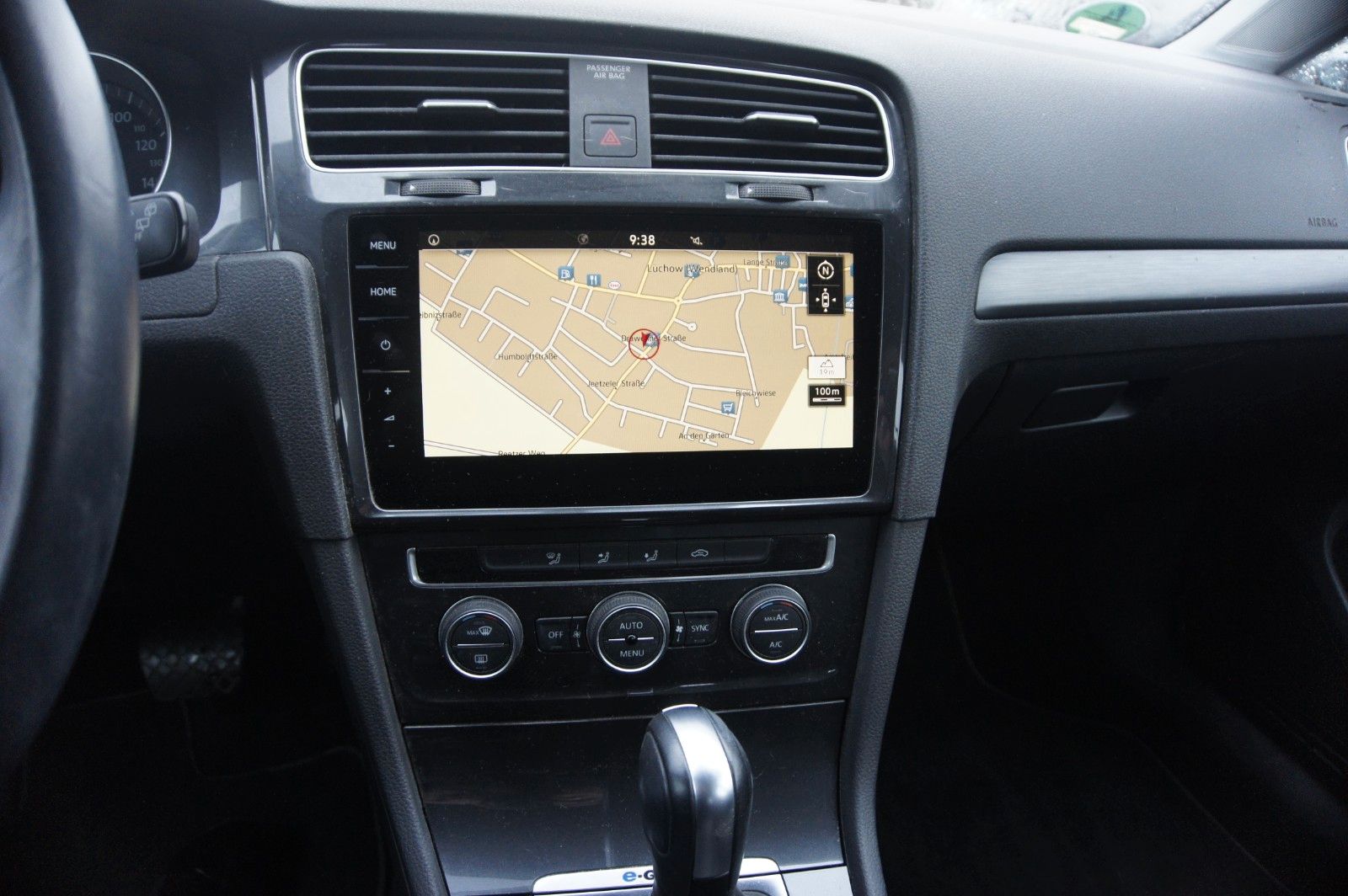 Fahrzeugabbildung Volkswagen Golf VII Lim. e-Golf Navi, Zv,  Alu, Komfortsitz