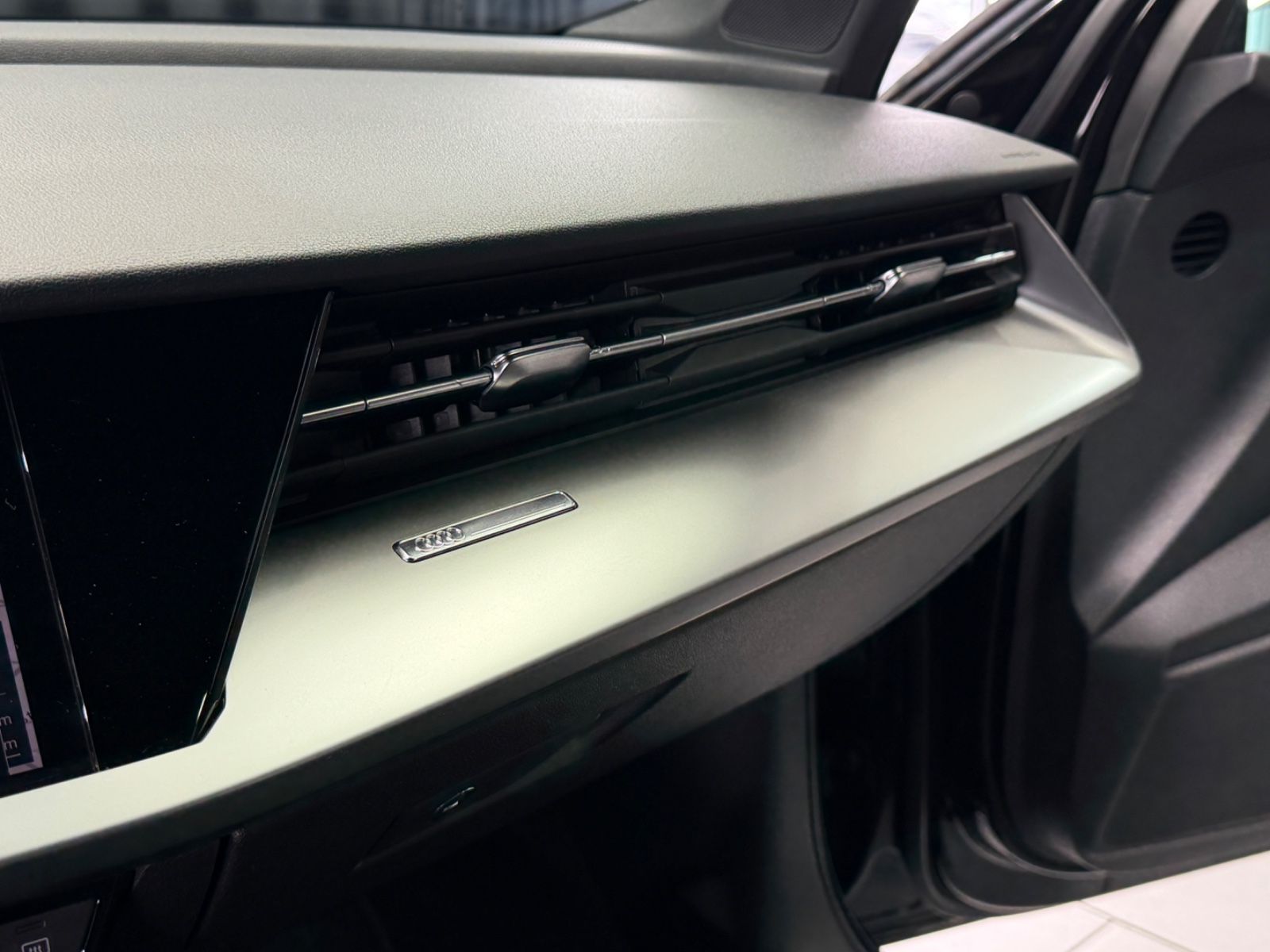 Fahrzeugabbildung Audi Audi A3 35 TDI Sportback advanced|AUTOMATIK|NAVI