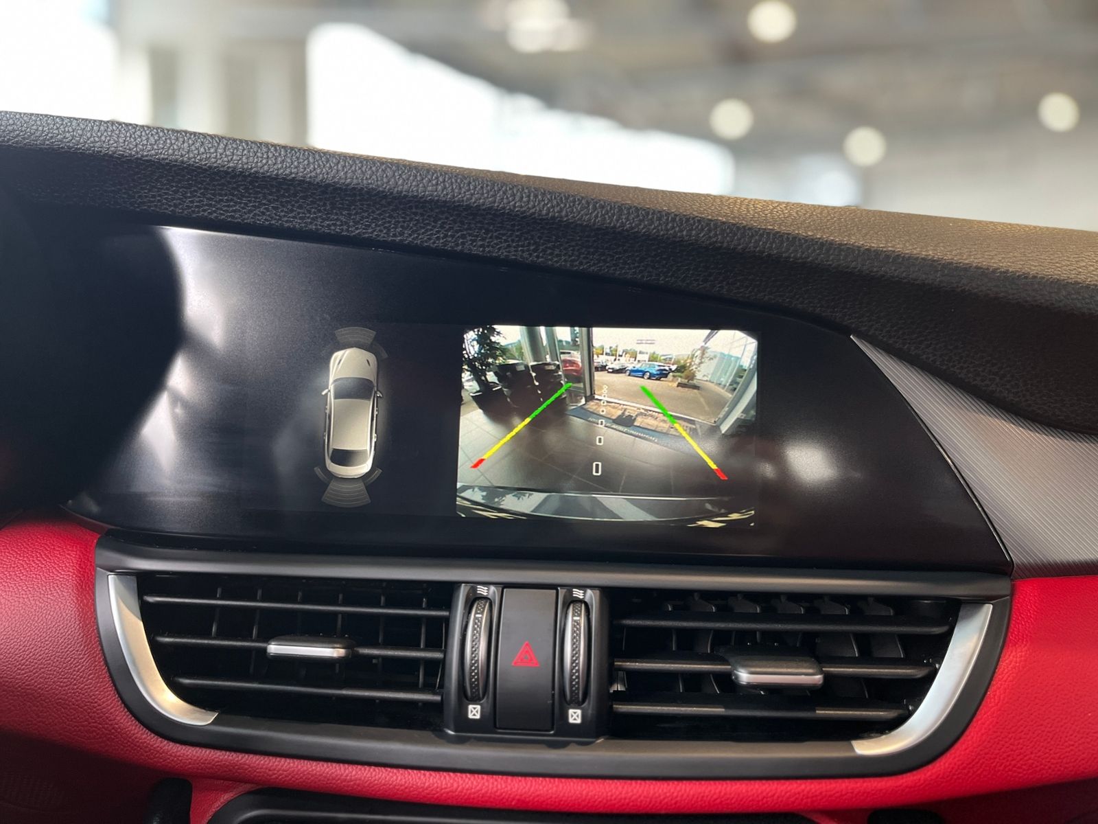 Fahrzeugabbildung Alfa Romeo Giulia Super H/K LEDER XEN NAV ACC RFK ALU