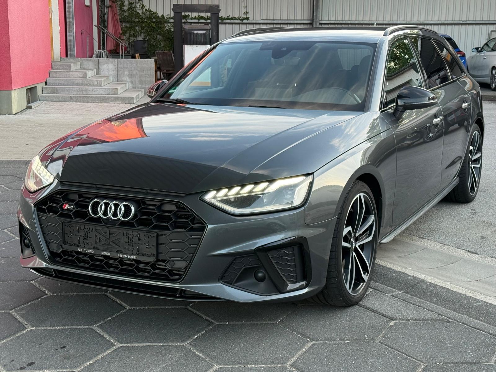 Audi S4 Avant 3.0 TDI quattro*LED*AHK*MASSAGE*1.HAND*