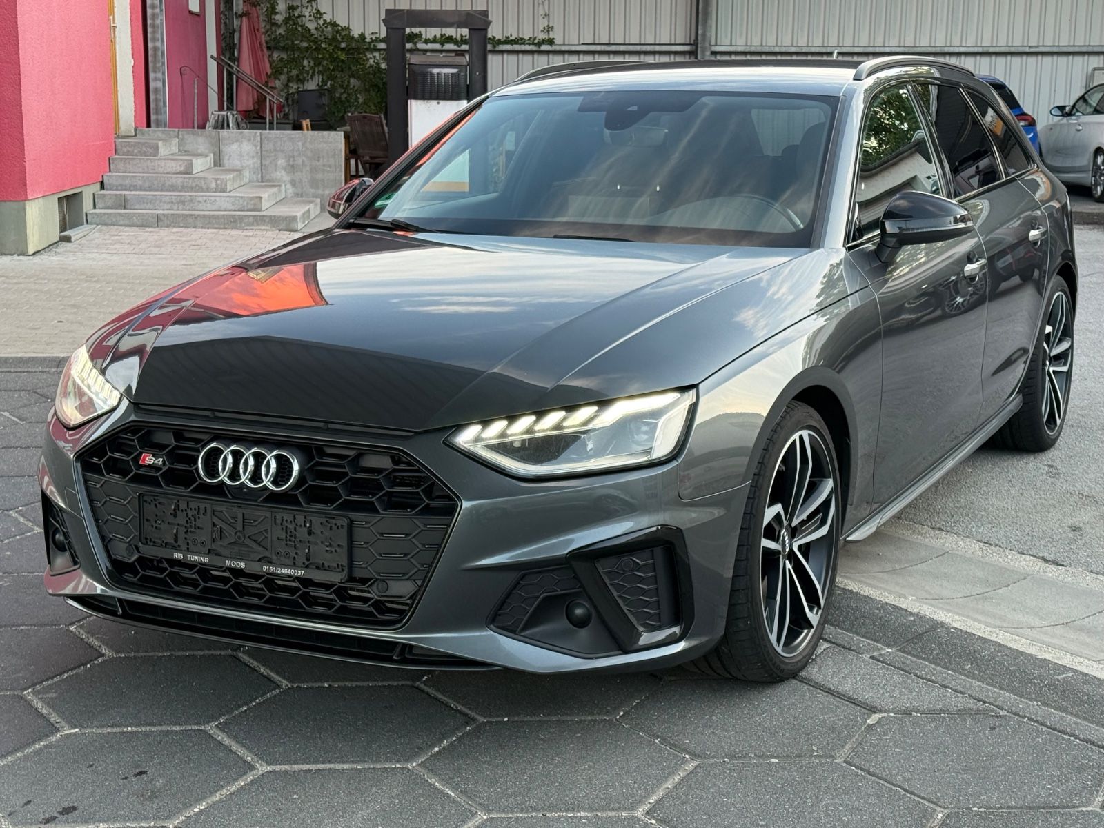 Audi S4 Avant 3.0 TDI quattro*LED*AHK*MASSAGE*1.HAND*