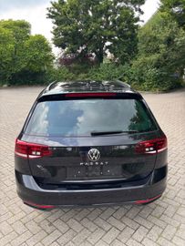 Volkswagen Passat Variant - 10