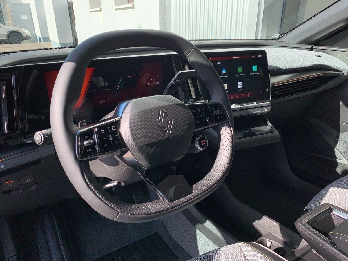 Renault Megane E-TECH - Bild 10